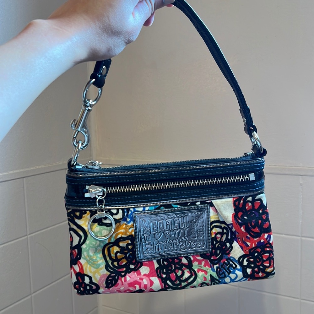 COACH POPPY WRISTLET